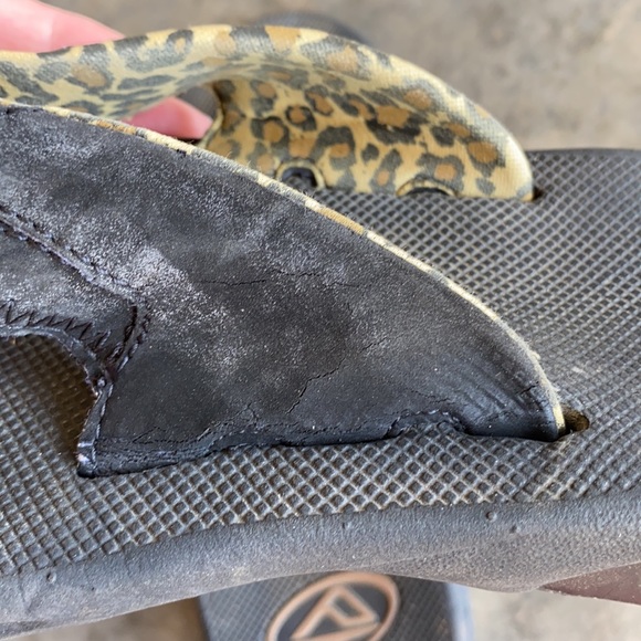 Reef Sandals Black/Leopard | Size: 8.5 - Picture 5 of 8